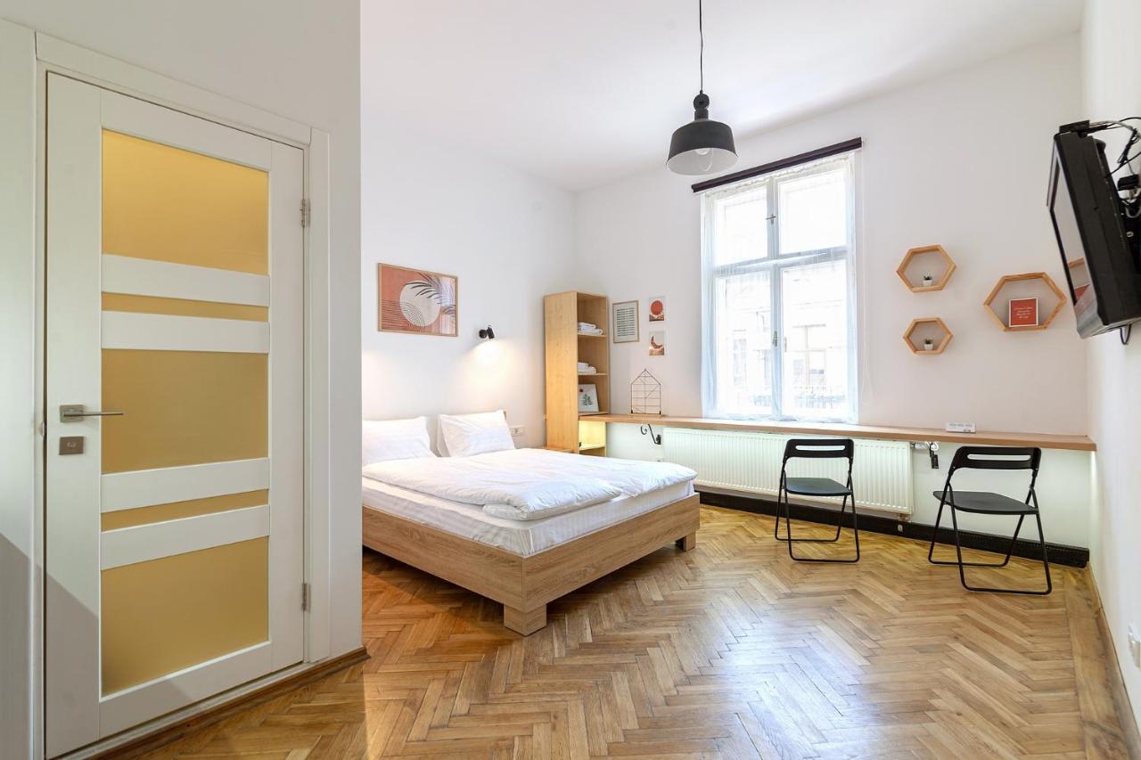 Check-in Apartment *